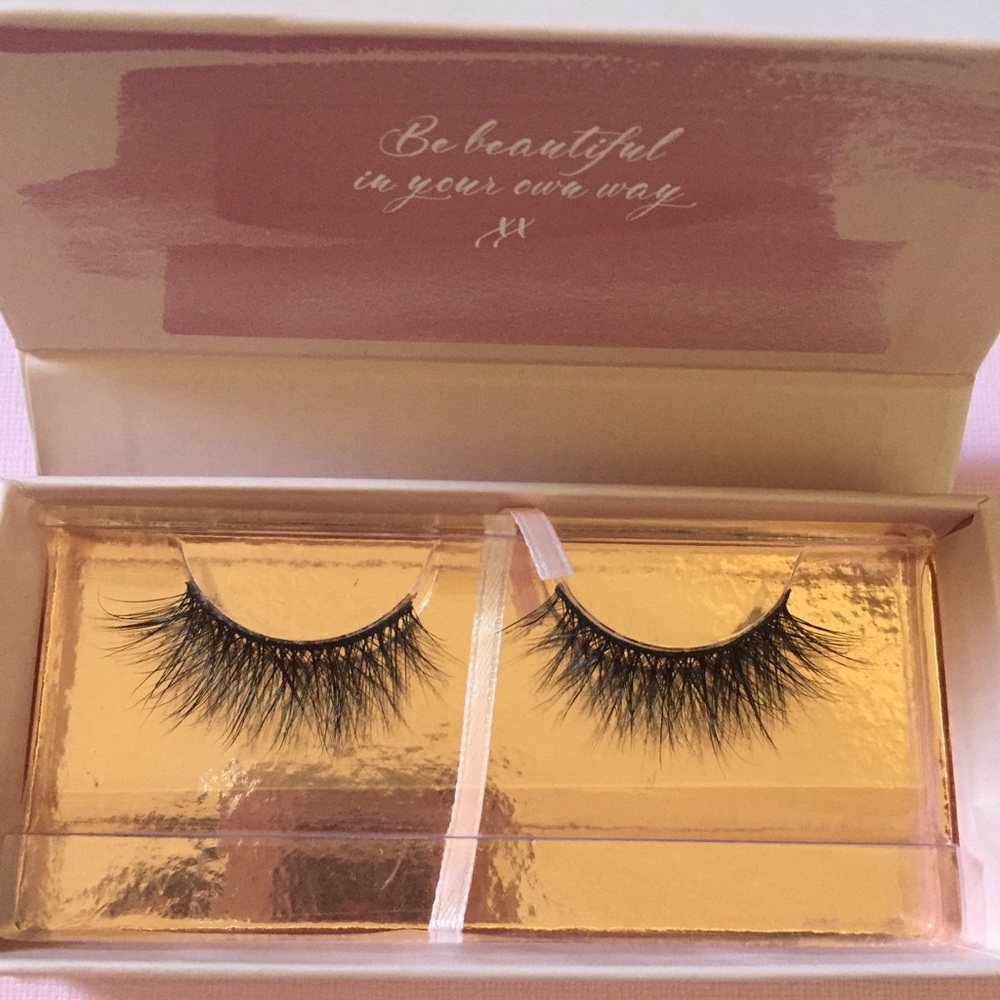 CRISSCROSS 3D MINK LASHES